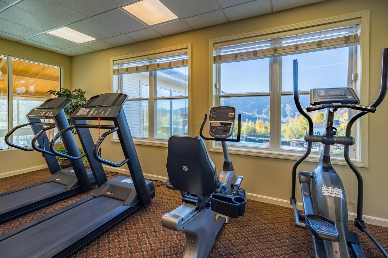 Vacation Village In The Berkshires Hancock Zewnętrze zdjęcie The gym at the Lodge at Whitefish